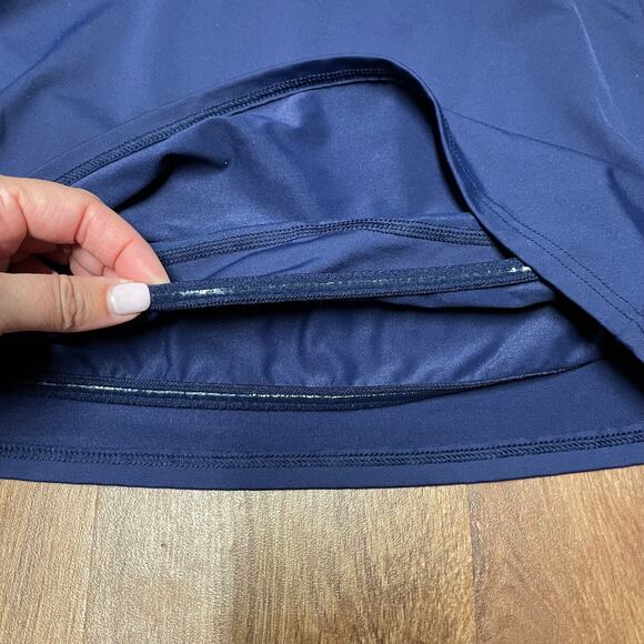 Lands End Womens Solid Navy Blue Tankini Underwire Swim Top Size 4 Stay Put Hem - Picture 3 of 5